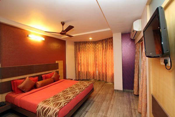 Hotel Bhagyalaxmi Ширді Екстер'єр фото