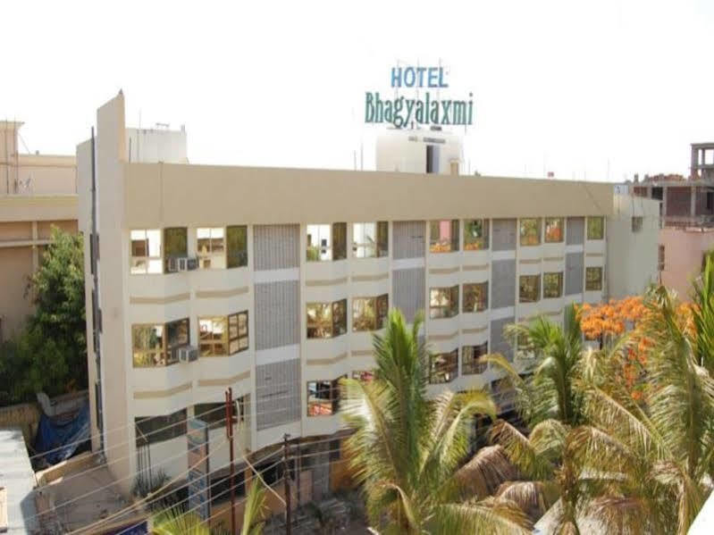 Hotel Bhagyalaxmi Ширді Екстер'єр фото